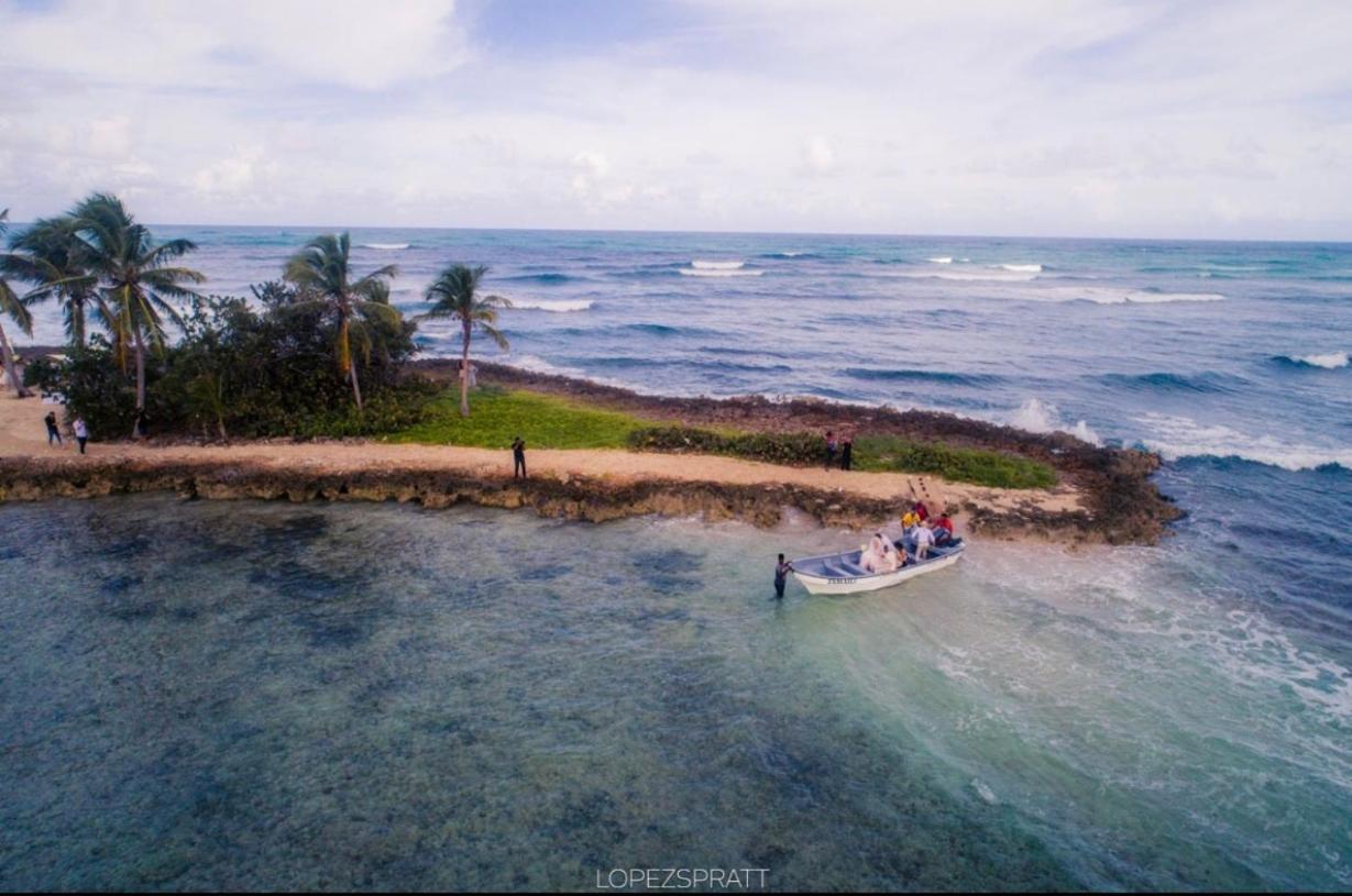 El Monte Azul Bed & Breakfast Las Galeras Bagian luar foto