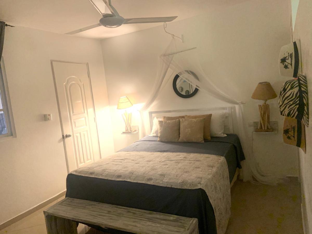 El Monte Azul Bed & Breakfast Las Galeras Bagian luar foto